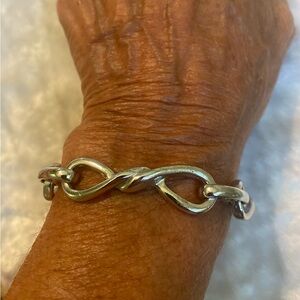 🍀Avon Nautical Knot Silver Tone Bracelet